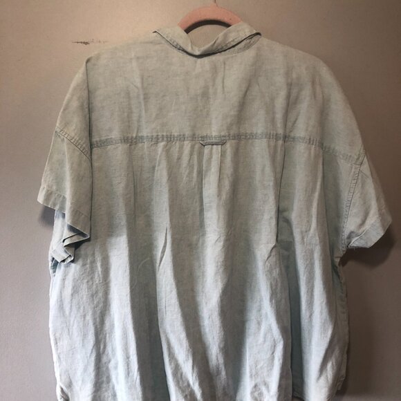 LEVIS JOYCE SHORT SLEEVE RESORT SHIRT - Picture 7 of 10